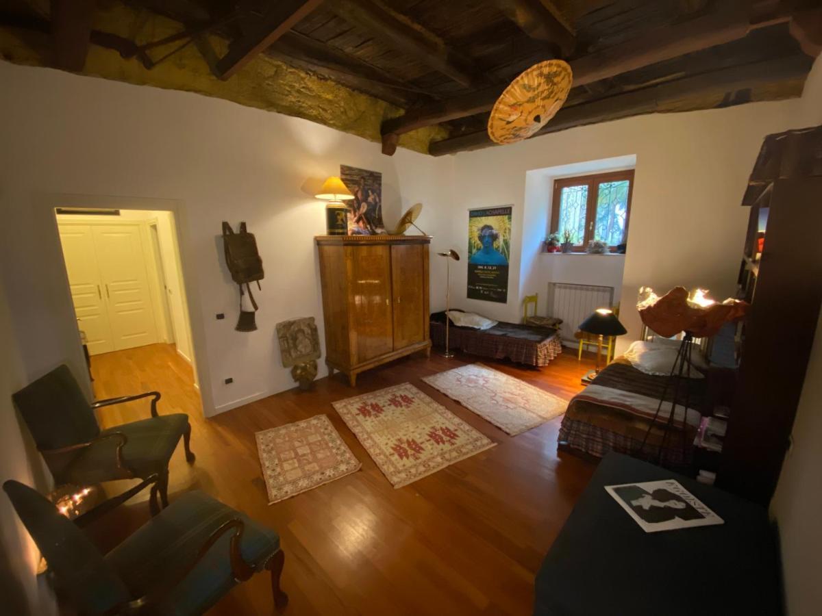 Casa Tiare, The Heart Of Piazza Plebiscito Apartment Napoli Bagian luar foto